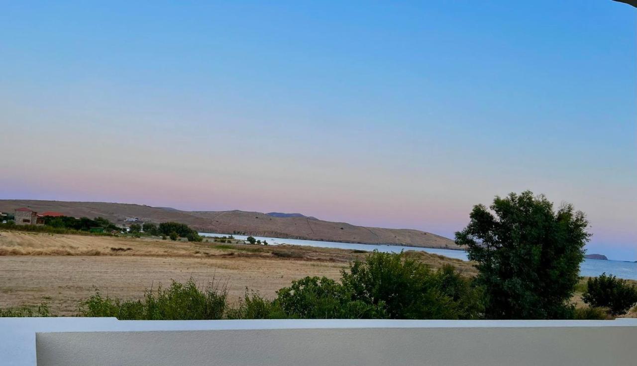 Evgatisbeach Loyskoy 2 Myrina Bagian luar foto