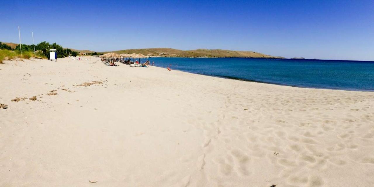 Evgatisbeach Loyskoy 2 Myrina Bagian luar foto