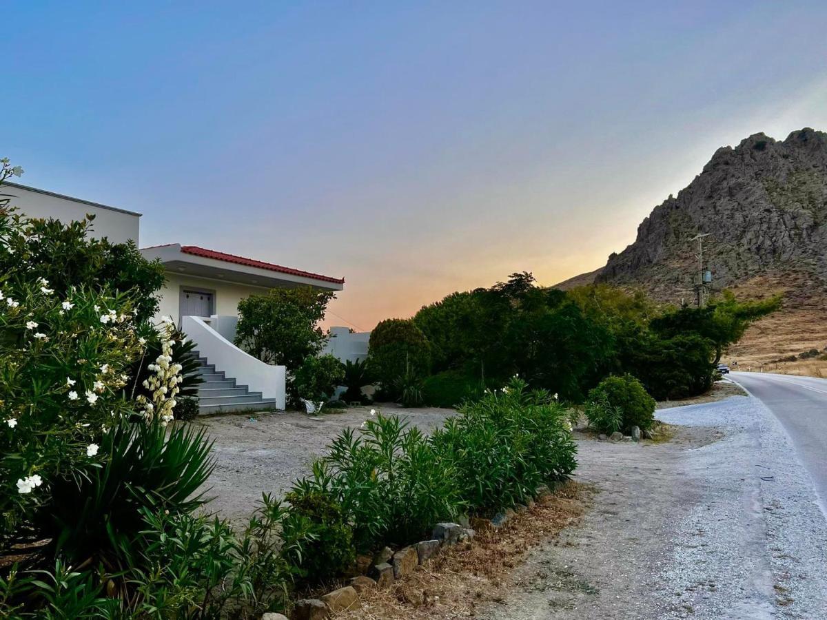 Evgatisbeach Loyskoy 2 Myrina Bagian luar foto